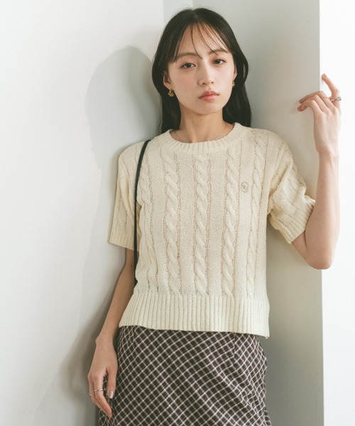 VANNIE U（ヴァニーユー）の「オーバルロゴケーブルニット（ニット/セーター・レディース・アイボリー/ブルー/ネイビー/ピンク/その他/ライトピンク・FREE）」の20枚目の写真