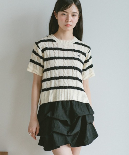 VANNIE U（ヴァニーユー）の「オーバルロゴケーブルニット（ニット/セーター・レディース・ブルー/アイボリー/ピンク/ネイビー/その他/ライトピンク・FREE）」の9枚目の写真