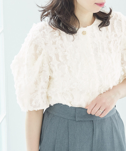 journal standard L'essage(ジャーナルスタンダードレサージュ)の「IPEKER/ジャガード タックハーフスリーブブラウス(シャツ/ブラウス・レディース・ブラック系その他/ブラック/ホワイト・FREE)」の5枚目の写真