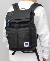 撥水加工 PCスリーブ付き フラップトップ 大容量 バックパック MARKASMAN（マークスマン）