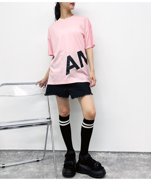 ANAP（アナップ）の「ANAPロゴ前後プリントビッグTシャツ【親子お揃い】（Tシャツ/カットソー・レディース・ライトピンク/ブラック/ホワイト・FREE）」の6枚目の写真