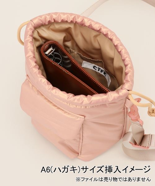 JOINT WORKS(ジョイントワークス)の「CONTROL FREAK オーロラpuffポシェット 235-120508(ショルダーバッグ・レディース・ベージュ/ブラック/アイボリー・FREE)」の16枚目の写真