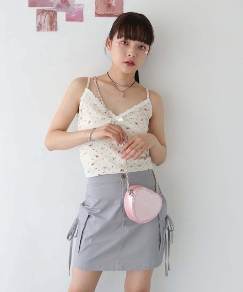 nomnom(ノムノム)の「【nomnom】花柄クロップドキャミソール(キャミソール・レディース・ベージュ/グレー/オフホワイト・FREE)」の16枚目の写真
