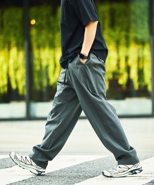 FREAK'S STORE(フリークスストア)の「限定展開 AiRide/エアライド ワイドシルエット クライミングパンツ(その他パンツ・メンズ・チャコールグレー/ブラック/ベージュ/ネイビー・SMALL/MEDIUM/LARGE)」の6枚目の写真