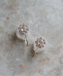 cui-cui（キュイキュイ）の「オパール イヤリング | K10YG（イヤリング）」