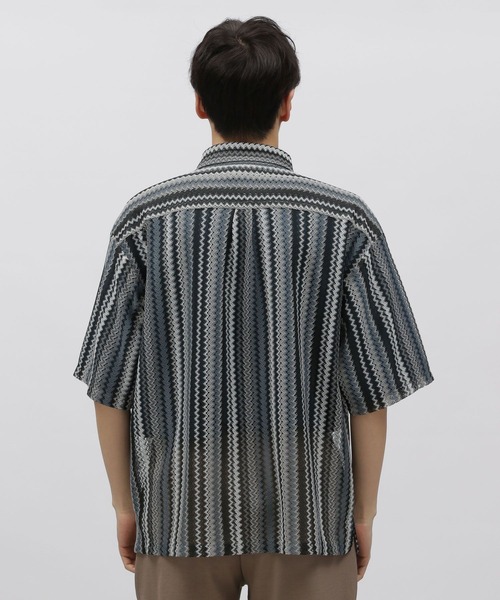 LAKOLE（ラコレ）の「ストライプレースシャツ半袖 / 112096（シャツ/ブラウス・メンズ・ブルー/ブラック/イエロー/レッド/グリーン・MEDIUM/LARGE/X-LARGE）」の13枚目の写真