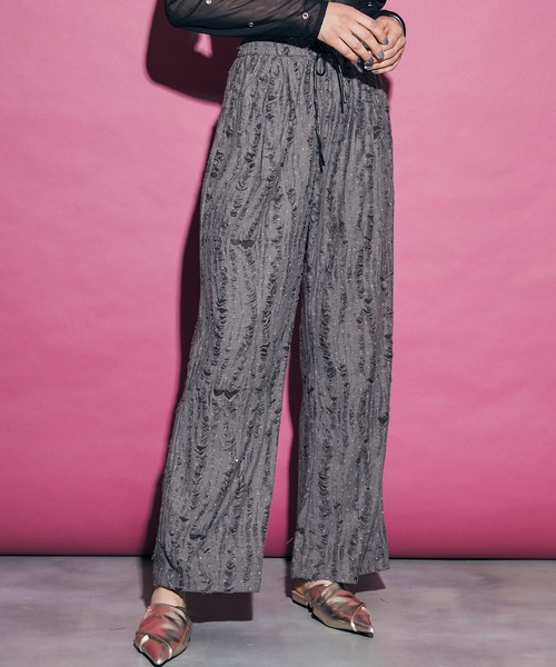 uyu.（ウユ）の「Rhinestone Damage Easy Pants / ラインストーンダメージイージーパンツ【uyu./ウユ】（その他パンツ・レディース・ブラック/ブラウン・M/S）」の10枚目の写真