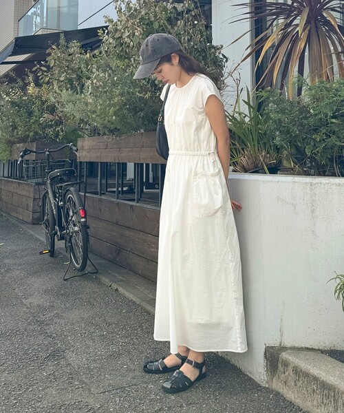 fredy emue(フレディエミュ)の「コットンナイロンドロストワンピース(ワンピース・レディース・カーキ/ブラック/オフホワイト・38)」の4枚目の写真