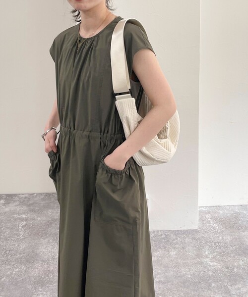 fredy emue(フレディエミュ)の「コットンナイロンドロストワンピース(ワンピース・レディース・カーキ/ブラック/オフホワイト・38)」の22枚目の写真