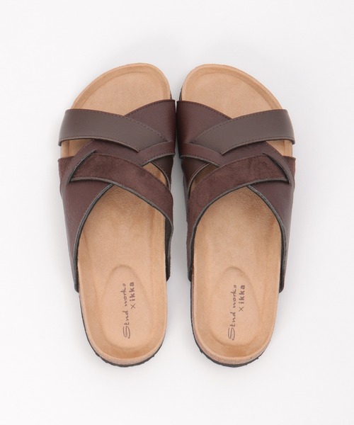 ikka（イッカ）の「クロスベルトサンダル（サンダル・メンズ・ダークブラウン/ブラック・M/L/XL）」の2枚目の写真