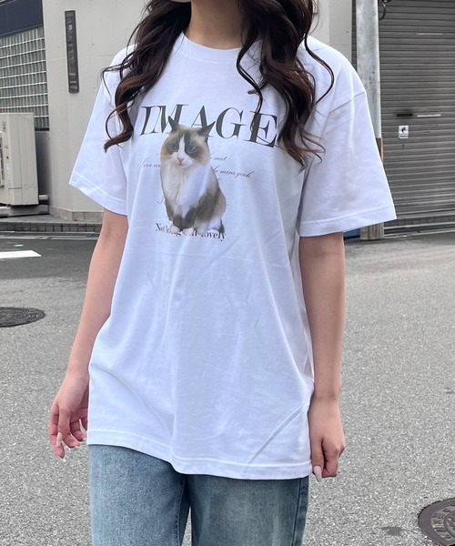 fiere(フィエール)の「ビッグキャットプリント半袖Tシャツ(Tシャツ/カットソー・レディース・アイボリー/ホワイト/A/B・L/M/XL/SMALL/MEDIUM/LARGE)」の1枚目の写真