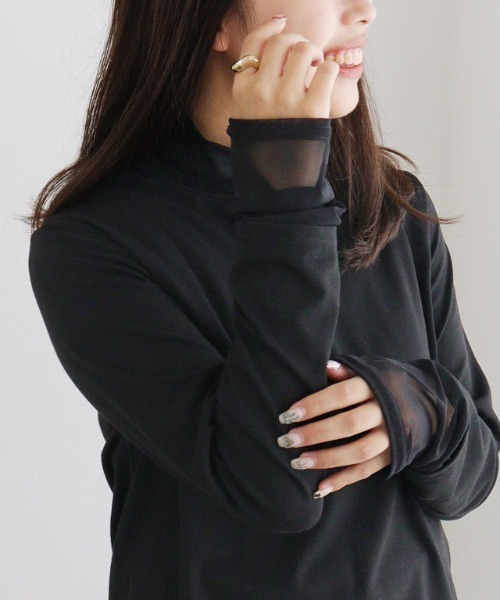Pierrot(ピエロ)の「【静電気防止】シアーカフス/タートルネックドッキングカットソー(Tシャツ/カットソー・レディース・ブラック系その他/ホワイト系その他/その他・M/L)」の3枚目の写真