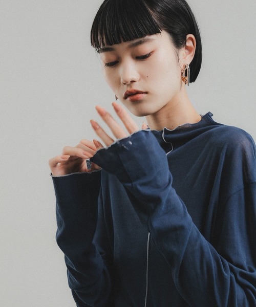 O0u(オーゼロユー)の「カラーステッチシアーTEE 272766(Tシャツ/カットソー・レディース・ホワイト/ネイビー/ブラック・FREE)」の3枚目の写真