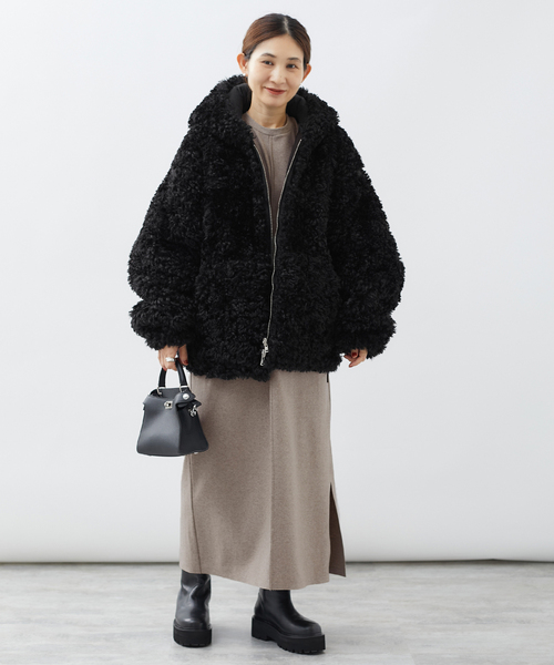 INSCRIRE(アンスクリア)の「INSCRIRE(アンスクリア) Cury Hair Hoodie I24AWBZ70(その他アウター・レディース・ブラック・X-SMALL)」の20枚目の写真