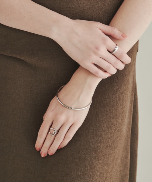 セール】【 金属アレルギー対応 】 シンプルバングル サージカル