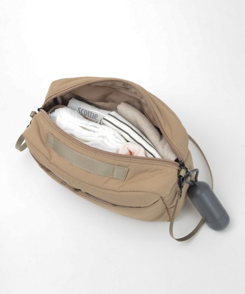 SOLPRESA(ソルプレーサ)の「【洗濯機洗い可能】おむつポーチショルダーバッグ オムツポーチ(マザーズバッグ・レディース・サックスブルー/スモークピンク/グレイッシュベージュ/ブラック/チャコールグレー・ONE SIZE)」の16枚目の写真