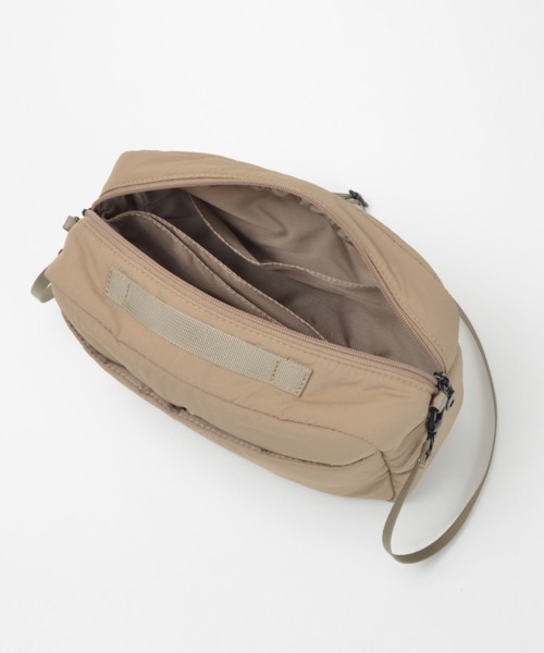 SOLPRESA(ソルプレーサ)の「【洗濯機洗い可能】おむつポーチショルダーバッグ オムツポーチ(マザーズバッグ・レディース・サックスブルー/スモークピンク/グレイッシュベージュ/ブラック/チャコールグレー・ONE SIZE)」の15枚目の写真