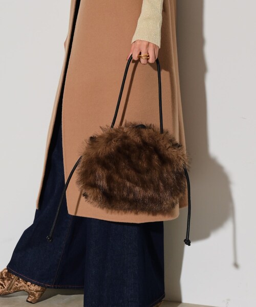 GALLEST(ギャレスト)の「◆【LE VERNIS】Renard mini bag(ショルダーバッグ・レディース・ベージュ/ダークブラウン・00)」の6枚目の写真