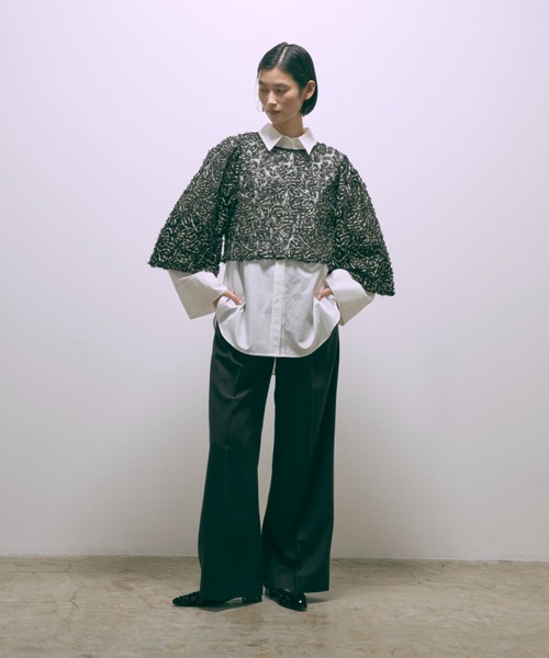 EN NEUME(エンノイム)の「Lurex Ruffle Tulle Volume Sleeve Blouse(シャツ/ブラウス・レディース・アイボリー/ブラック・FREE)」の8枚目の写真