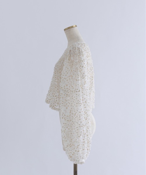 EN NEUME(エンノイム)の「Lurex Ruffle Tulle Volume Sleeve Blouse(シャツ/ブラウス・レディース・アイボリー/ブラック・FREE)」の19枚目の写真