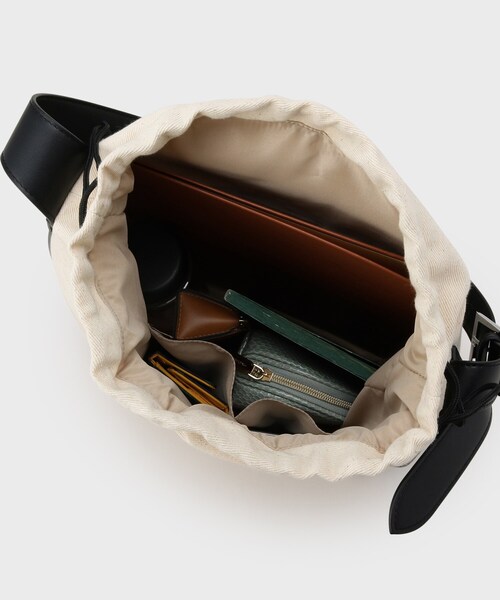 GALLEST（ギャレスト）の「コンビキャンバスバッグ（ショルダーバッグ・レディース・ブラック/アイボリー・00）」の8枚目の写真