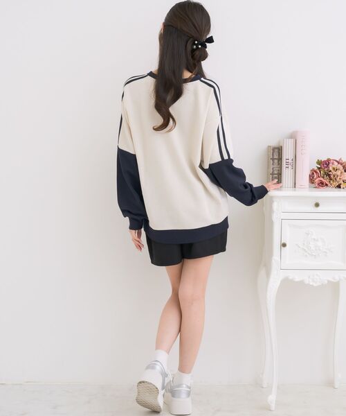 ems excite（エムズエキサイト）の「配色ユニフォームトレーナー（スウェット・レディース・ピンク/ホワイト系その他/ナチュラル・FREE）」の10枚目の写真