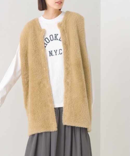 OMNES（オムネス）の「フェザーヤーンダブルフェイスニットベスト（ベスト・レディース・チャコールグレー/ベージュ・FREE）」の8枚目の写真