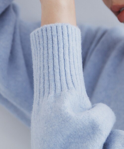 index（インデックス）の「◆《6color》ラムライクVネックニット【洗濯機洗い可】（ニット/セーター・レディース・ベージュ/ホワイト系9/ライトグレー/ブルー系5/チャコールグレー/ベビーピンク・00）」の19枚目の写真