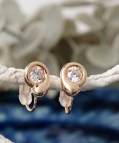 itam（アイタム）の「【itam】アイタム/ ニュアンスメタル 1粒キュービックジルコニア ノンホールピアス　/金属アレルギー対応イヤリング（イヤリング・レディース・ゴールド/ピンクゴールド・FREE）」の2枚目の写真