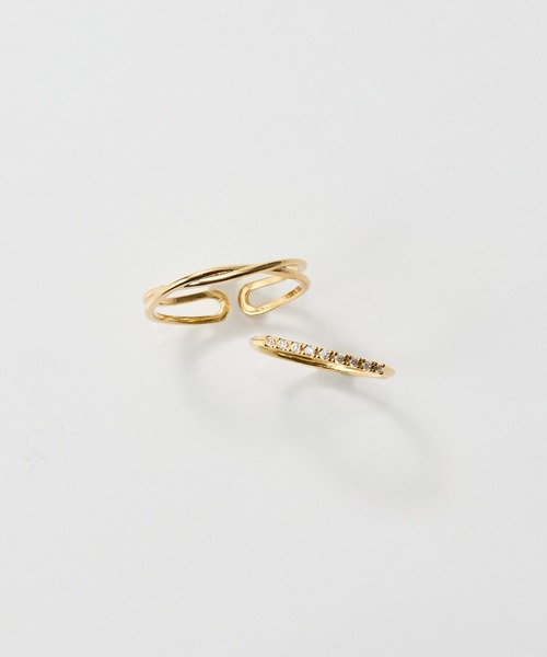 Phoebe（フィービィー）の「2setラインビジューリング（リング・レディース・イエローゴールド・FREE）」の2枚目の写真