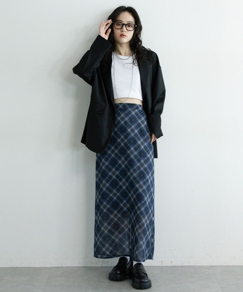 RAGEBLUE（レイジブルー）の「＜選べるミディ＆ロング丈＞バイアスチェックシアースカート（スカート・レディース・ダークグリーン/ブルー・MEDIUM/LARGE）」の17枚目の写真