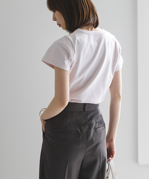 Noble(ノーブル)の「《追加》スビンコットンスムースコンパクトTシャツ(Tシャツ/カットソー・レディース・ブラック/ホワイト/ネイビー/ピンク・FREE)」の18枚目の写真