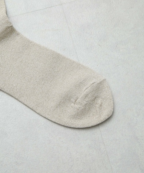 NANO universe(ナノユニバース)の「ラメソックス(ソックス/靴下・レディース・シルバー/ゴールド・FREE)」の6枚目の写真