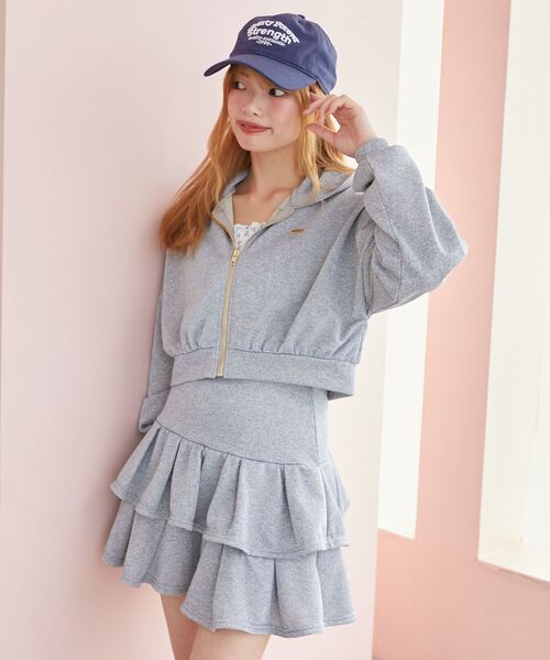 MAJESTIC LEGON（マジェスティックレゴン）の「ショート丈裏毛ジップパーカー（パーカー・レディース・アイボリー/グレー/チャコールグレー・MEDIUM）」の3枚目の写真