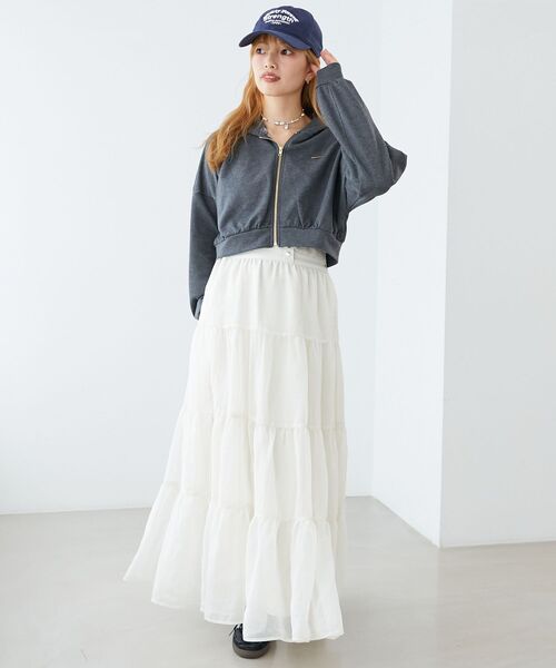 MAJESTIC LEGON（マジェスティックレゴン）の「ショート丈裏毛ジップパーカー（パーカー・レディース・アイボリー/グレー/チャコールグレー・MEDIUM）」の11枚目の写真