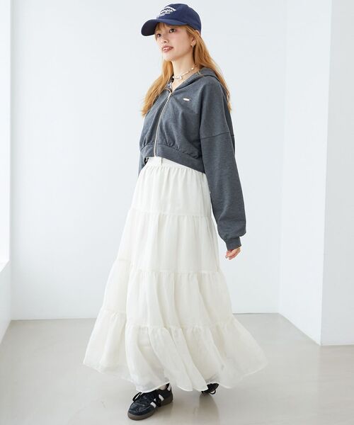 MAJESTIC LEGON（マジェスティックレゴン）の「ショート丈裏毛ジップパーカー（パーカー・レディース・アイボリー/グレー/チャコールグレー・MEDIUM）」の12枚目の写真