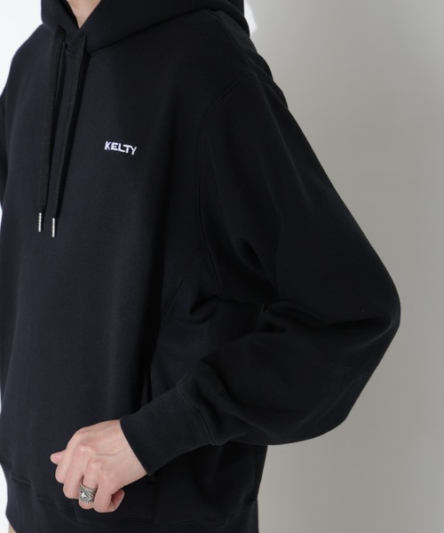 NANO universe（ナノユニバース）の「「KELTY×NANO universe」ミニロゴスウェットパーカー（パーカー・メンズ・ブラック/グレー・S/M/L）」の22枚目の写真