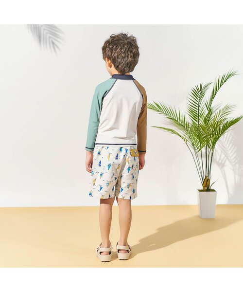 apres les cours（アプレレクール）の「バイカラーラッシュガード（ラッシュガード・キッズ・アイボリー/ライトグレー・80/90/100/110/120/130）」の4枚目の写真