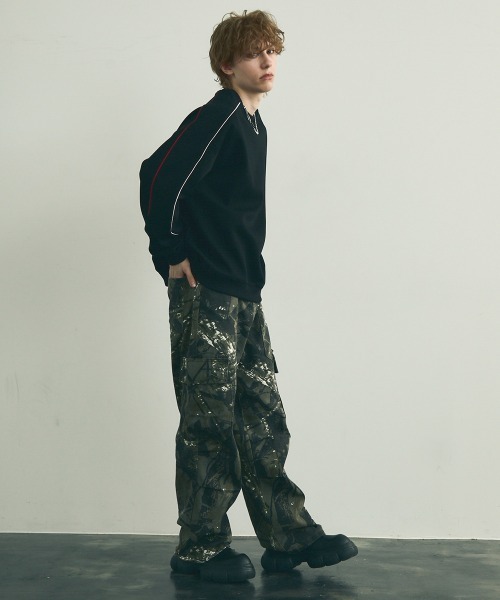 Shoowtime（ショウタイム）の「Oversized piping design sweatshirt / オーバーサイズパイピングデザイントレーナー（スウェット・メンズ・ヘザーグレー/ブラック・MEDIUM/LARGE/X-LARGE）」の18枚目の写真