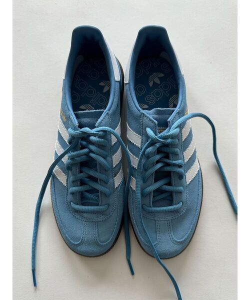 LAGUNAMOON(ラグナムーン)の「【adidas】HANDBALL SPEZIAL(スニーカー・レディース・ブラック/ブルー・24.5/23.5)」の1枚目の写真