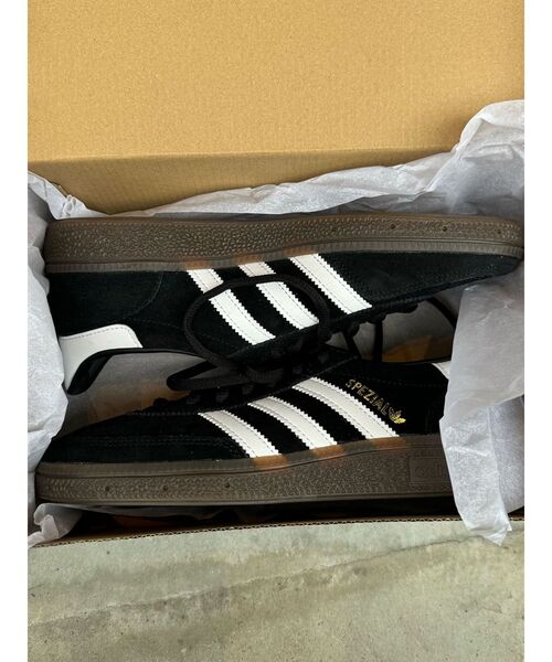 LAGUNAMOON(ラグナムーン)の「【adidas】HANDBALL SPEZIAL(スニーカー・レディース・ブラック/ブルー・24.5/23.5)」の2枚目の写真