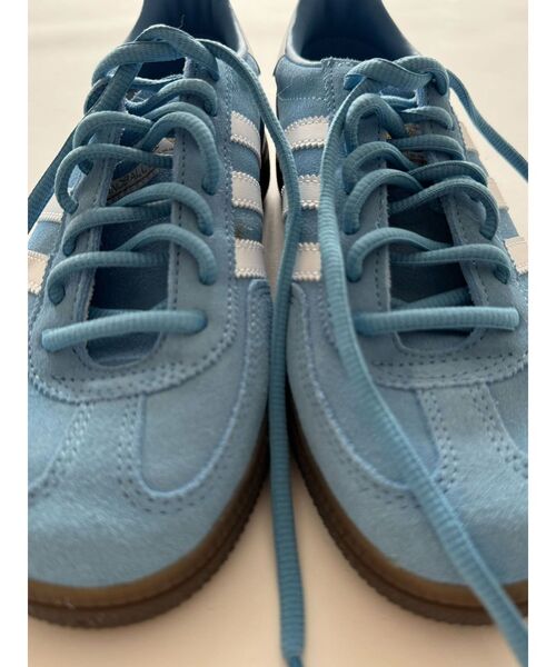 LAGUNAMOON(ラグナムーン)の「【adidas】HANDBALL SPEZIAL(スニーカー・レディース・ブラック/ブルー・24.5/23.5)」の6枚目の写真