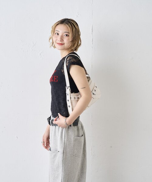 WHO'S WHO gallery(フーズフーギャラリー)の「PAST FUTURE レースTEE(Tシャツ/カットソー・レディース・ブラック/ホワイト/レッド・FREE)」の21枚目の写真