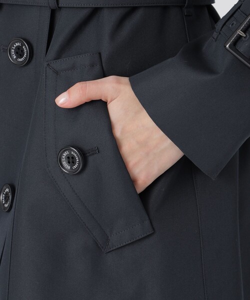 BLUE LABEL CRESTBRIDGE（ブルーレーベルクレストブリッジ）の「【一部店舗限定】ツイルトレンチコート（トレンチコート・レディース・ベージュ系その他3/ダークネイビー・38/40/36）」の8枚目の写真