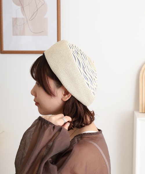 Sense of Grace(センスオブグレース)の「流線デザイン ブレードベレー帽(ハンチング/ベレー帽・レディース・ナチュラル/ブラック/ベージュ・FREE)」の13枚目の写真