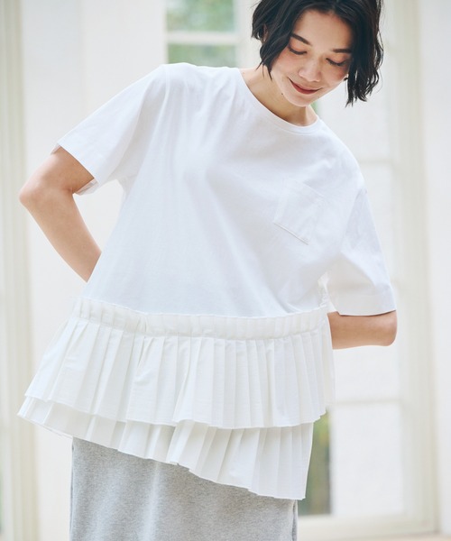 ever closet(エバークローゼット)の「プリーツドッキングTシャツ(Tシャツ/カットソー・レディース・ホワイト/ブラック・F)」の3枚目の写真