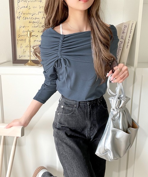classicalelf(クラシカルエルフ)の「程よい肌見せ、ヘルシースタイル。オフショルリボンカットプルオーバー(長袖)(Tシャツ/カットソー・レディース・ブルー/グレイッシュベージュ/モカ/ブラック/チャコール/オートミール・SMALL/MEDIUM/LARGE/X-LARGE)」の15枚目の写真