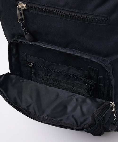 Dickies(ディッキーズ)の「【DICKIES/ディッキーズ】SQUARE POCKET BACK PACK 14846700/ バックパック /デイパック/ リュック/ メンズ /ユニセックス【WEB限定】(バックパック/リュック・メンズ・ブラック/レッド・フリー)」の10枚目の写真