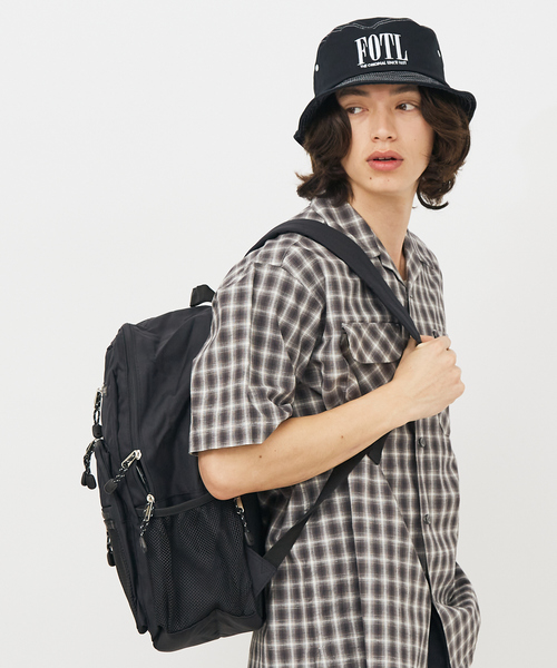 Dickies(ディッキーズ)の「【DICKIES/ディッキーズ】SQUARE POCKET BACK PACK 14846700/ バックパック /デイパック/ リュック/ メンズ /ユニセックス【WEB限定】(バックパック/リュック・メンズ・ブラック/レッド・フリー)」の13枚目の写真