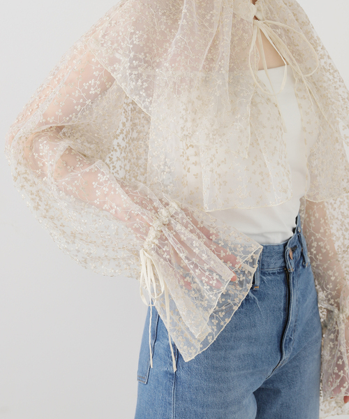 MIOSMOKEY（MIOSMOKEY）の「MIOSMOKEY EMB LACE BOLERO 251ST006-A：ブラウス（シャツ/ブラウス・レディース・ベージュ・FREE）」の8枚目の写真